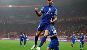 鹿死谁手？申花中超对阵泰山三连胜，泰山联赛近4场全胜&amp;轰14球